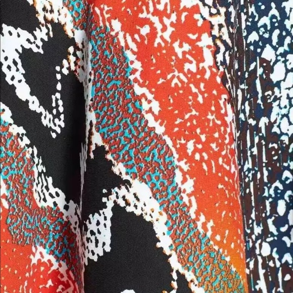 Diane VonFurstenberg DVF AMELIA WRAP DRESS Sz 6 - Picture 4 of 8